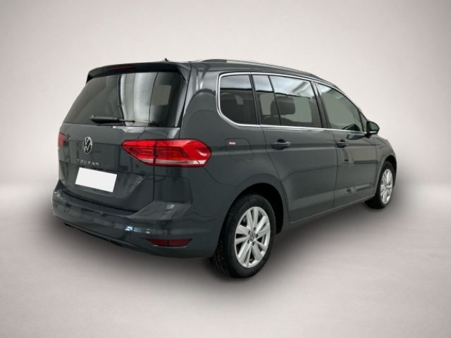 Volkswagen Touran (10/2025, Benzin)