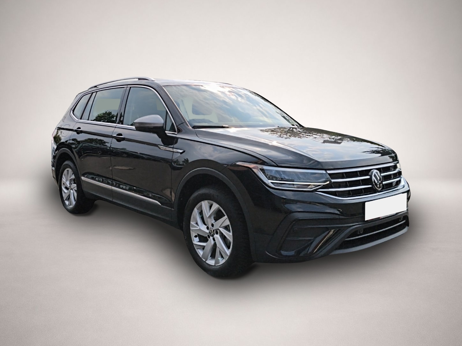 Volkswagen Tiguan (05/2025, Benzin)