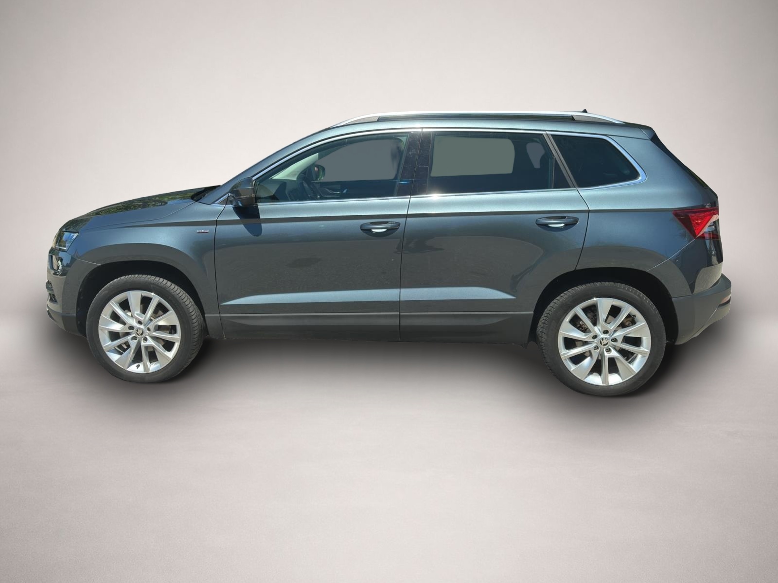 Skoda Karoq (02/2022, Benzin)