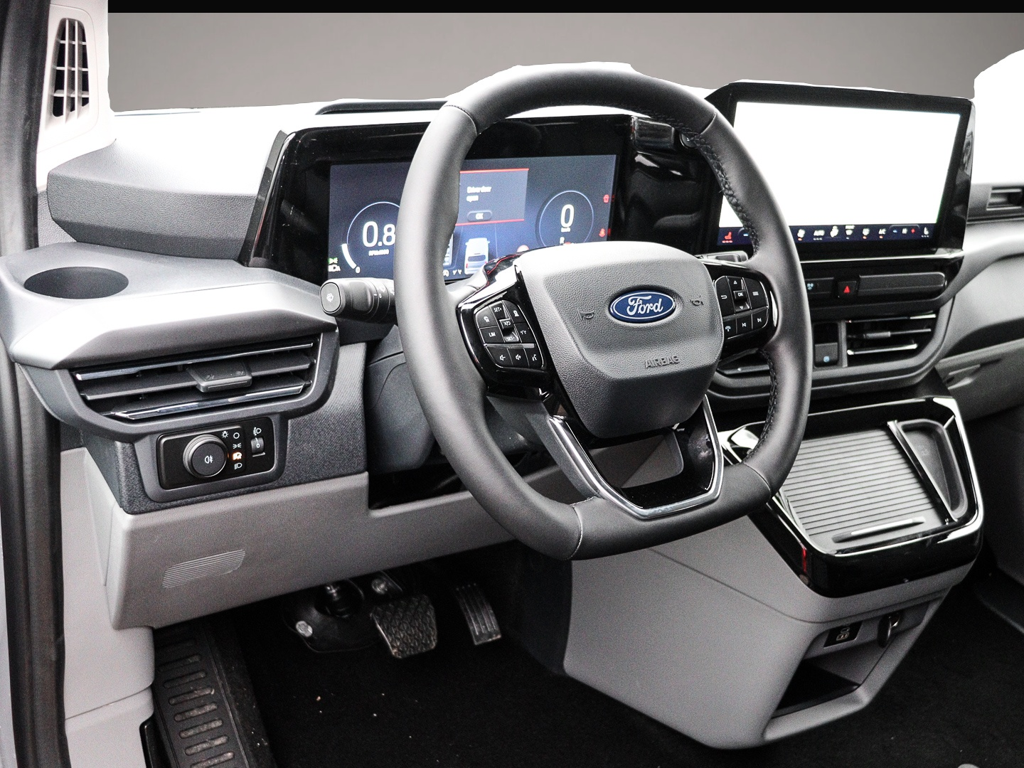 Ford Tourneo Custom (03/2026, Diesel)