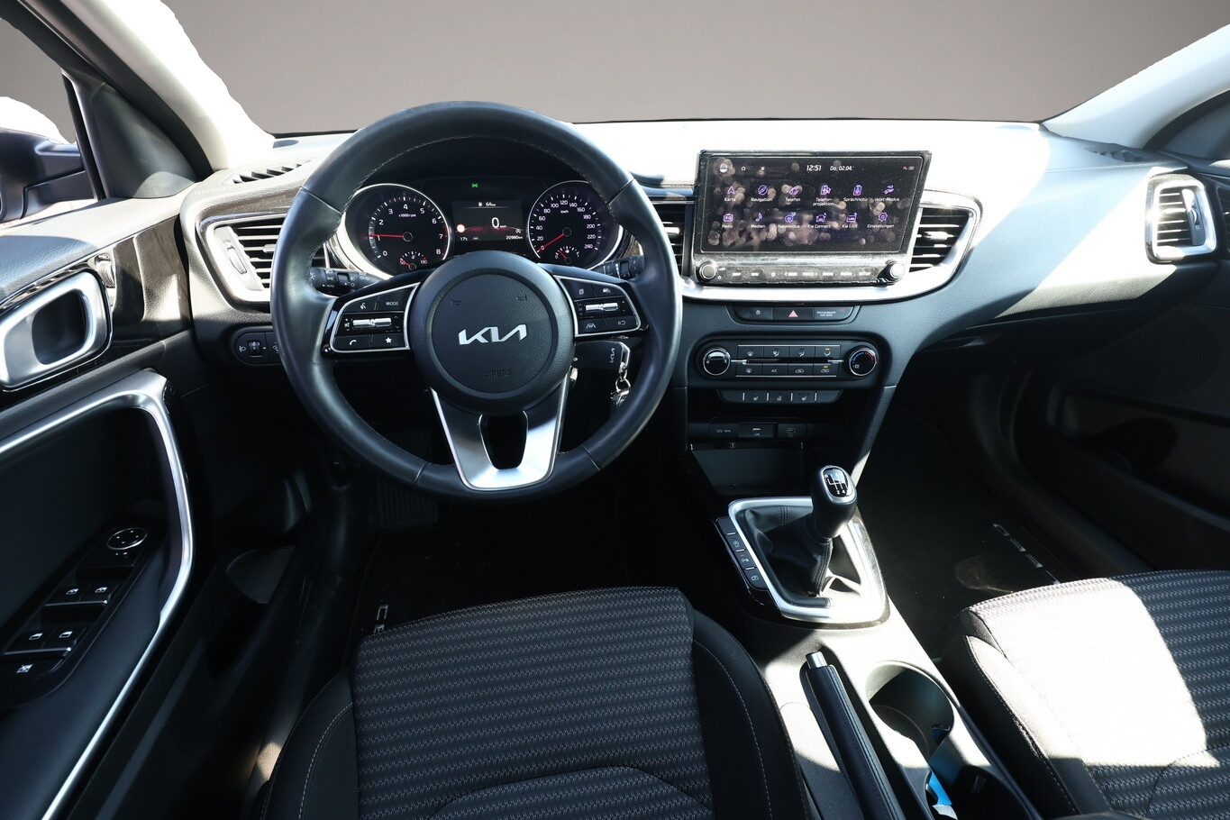 KIA cee'd / Ceed (05/2024, Benzin)