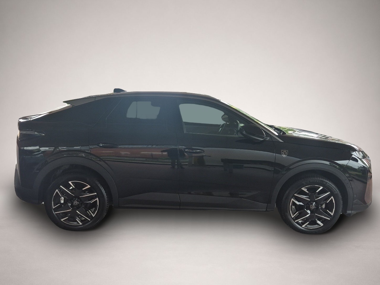 Peugeot 3008 (04/2025, Benzin)