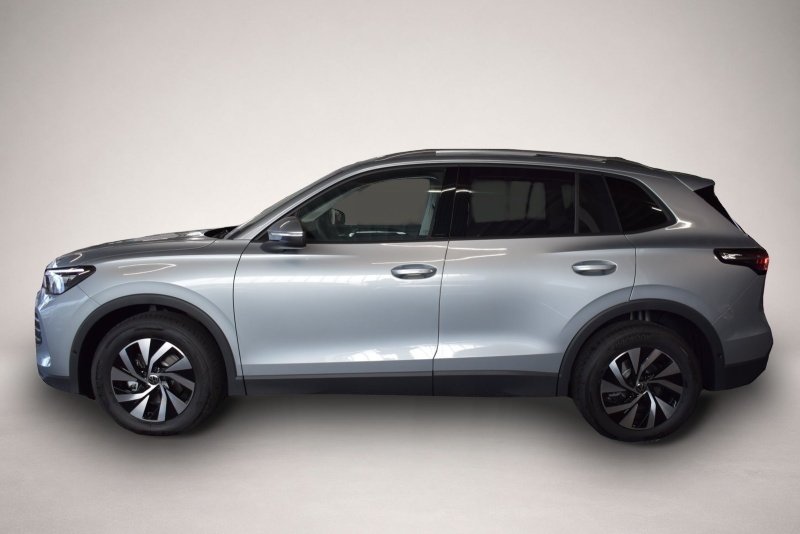 Volkswagen Tiguan (, Benzin)