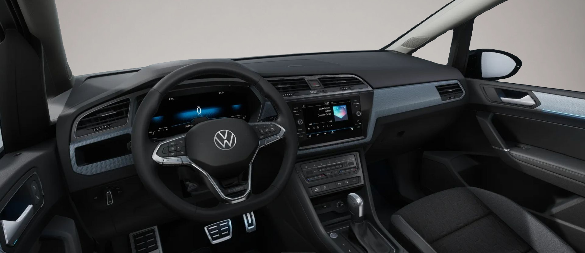 Volkswagen Touran (05/2026, Benzin)