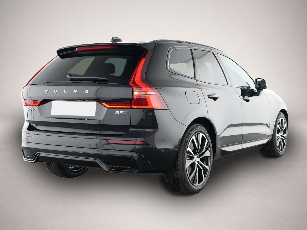 Volvo XC60 (05/2025, Benzin)