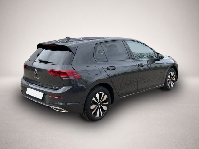 Volkswagen Golf (03/2024, Benzin)