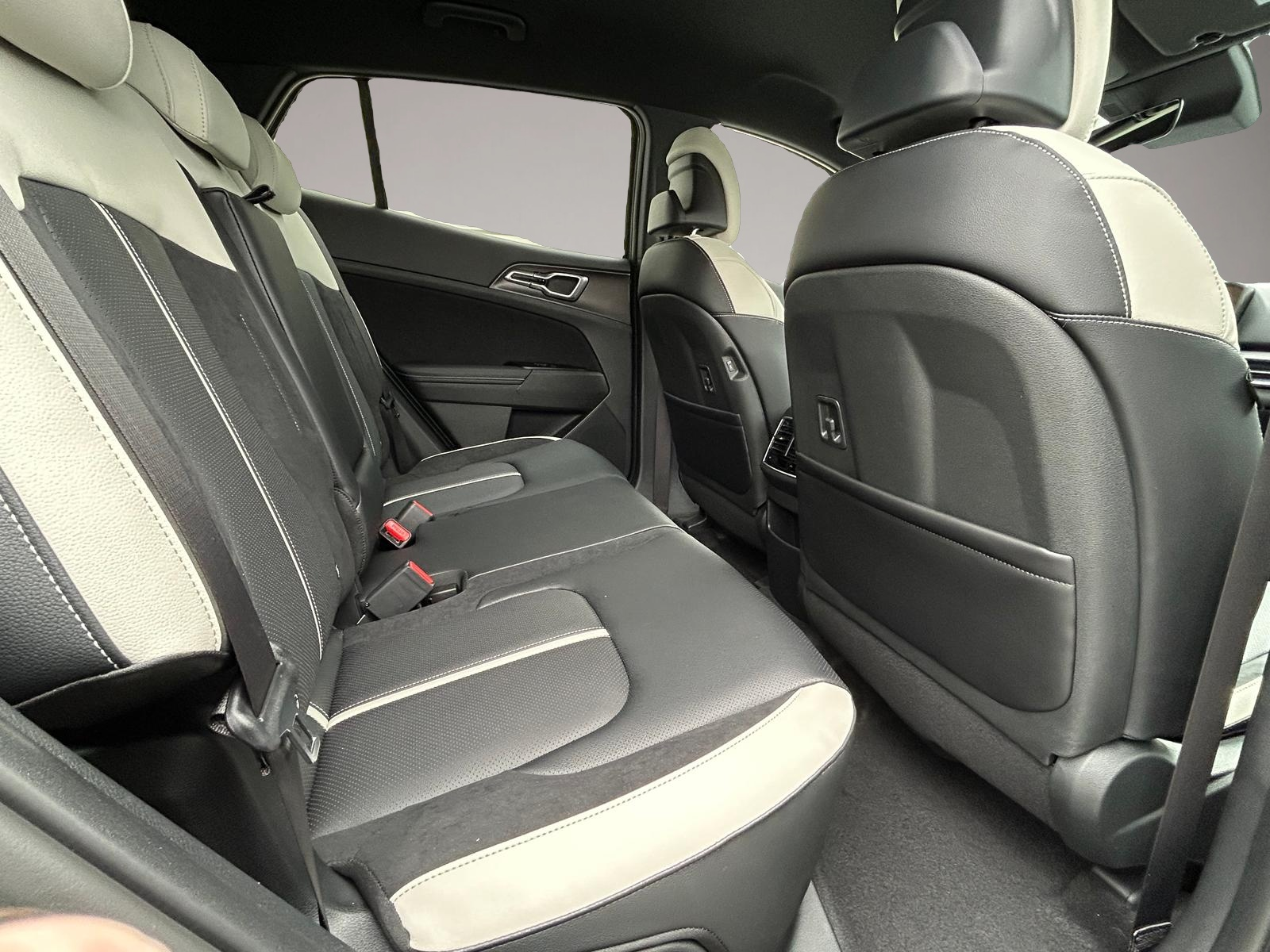 KIA Sportage (03/2026, Benzin)