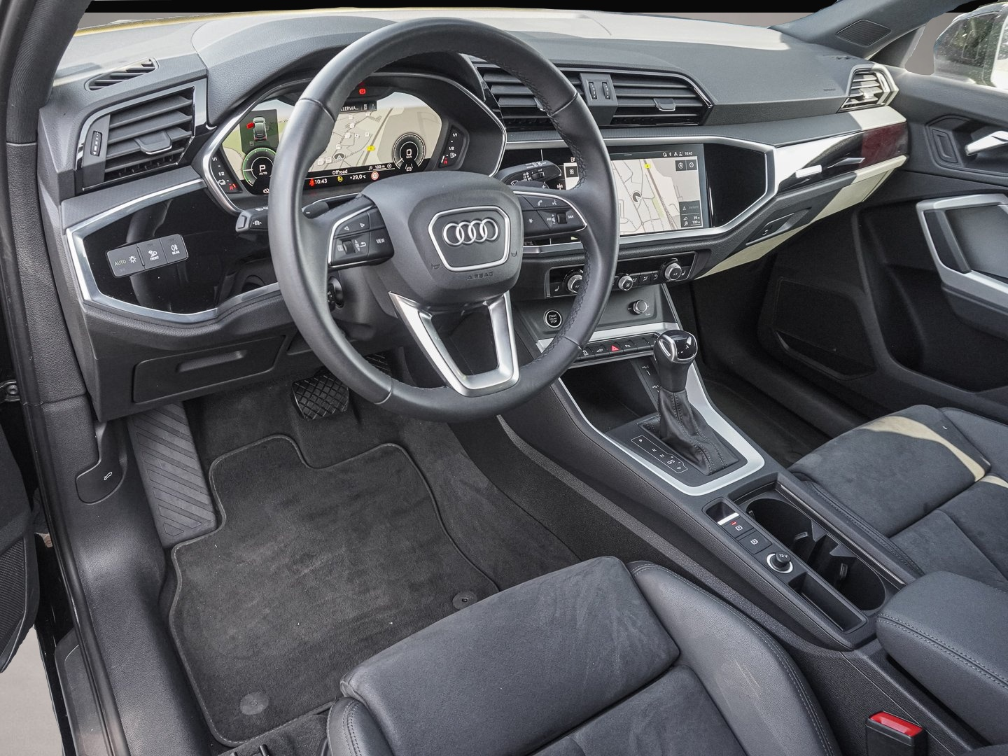 Audi Q3 (05/2023, )