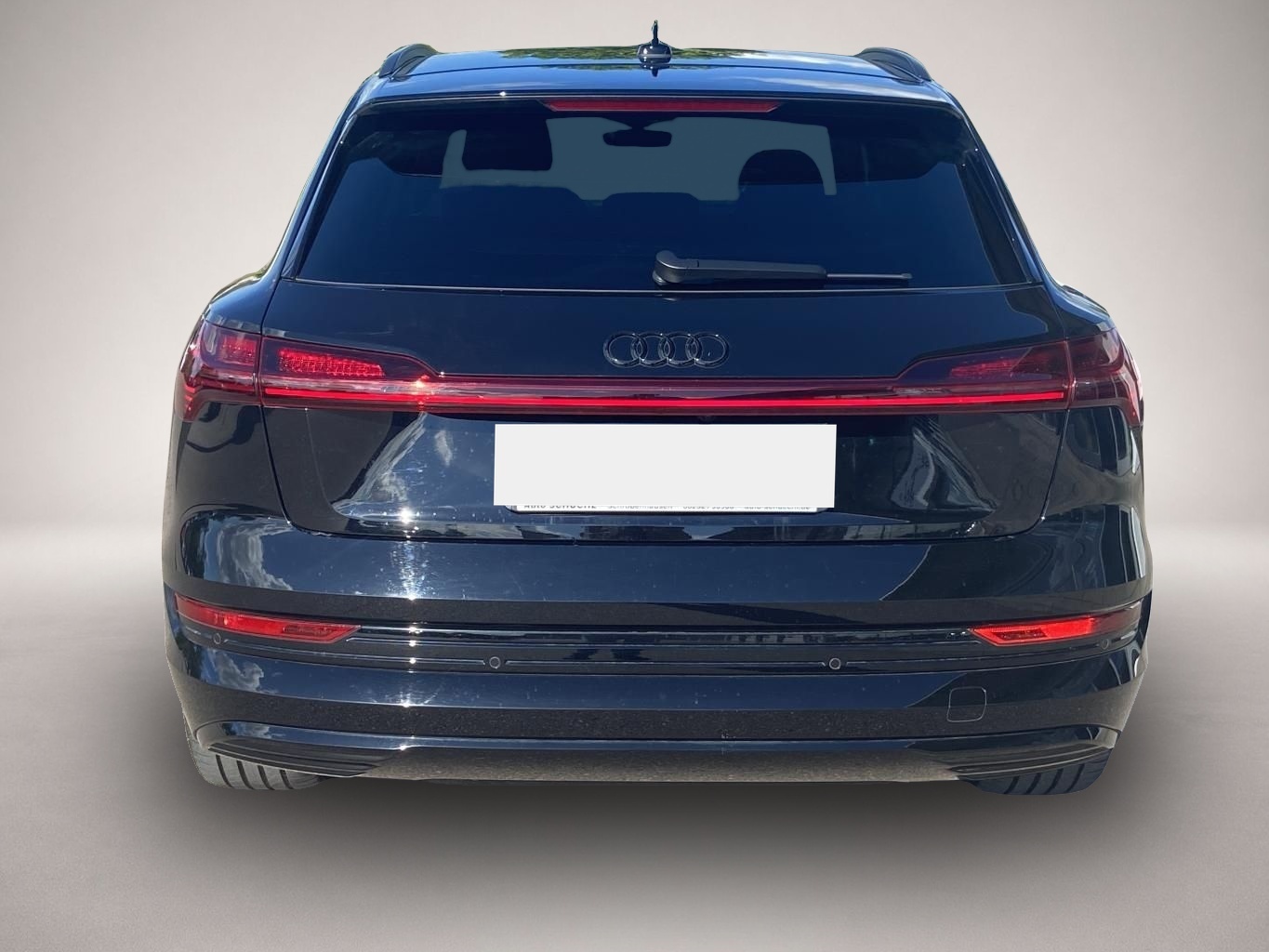 Audi e-tron (03/2023, ELECTRIC)