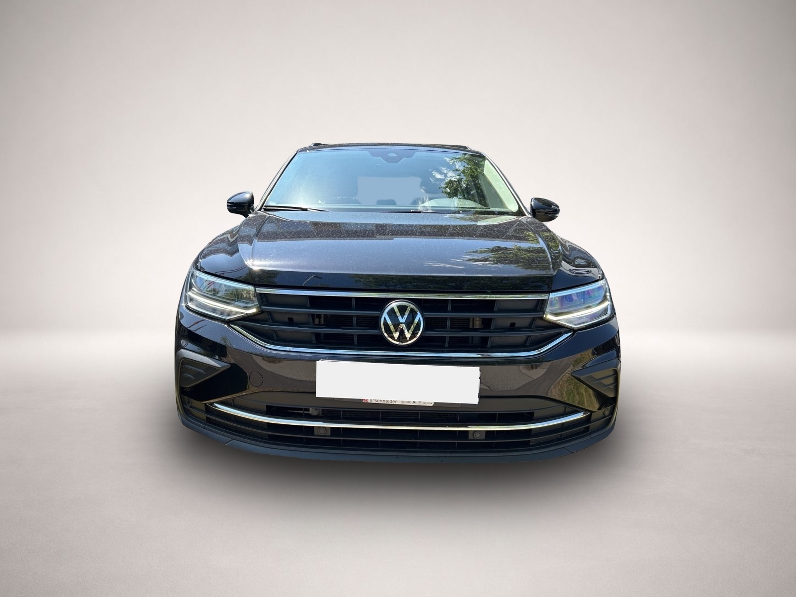 Volkswagen Tiguan (10/2022, Benzin)