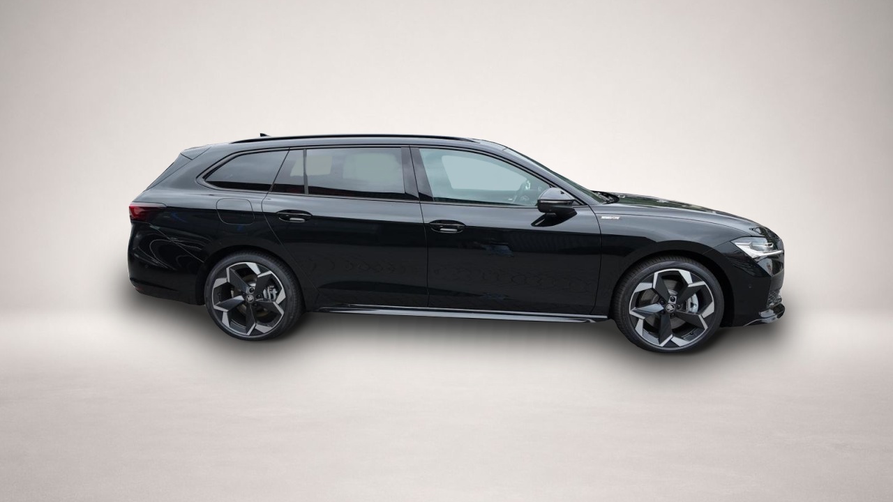 Skoda Superb (02/2026, Diesel)