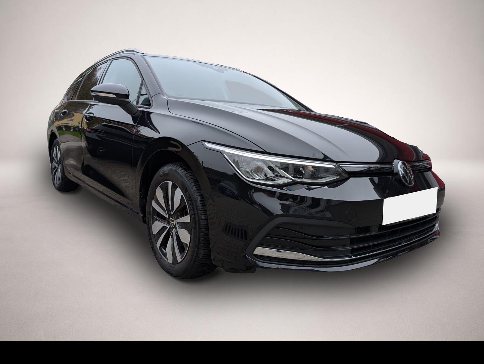 Volkswagen Golf (01/2024, Benzin)