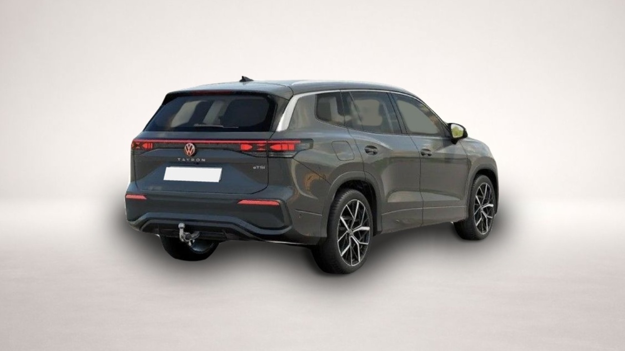 Volkswagen Tayron (10/2025, Benzin)