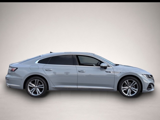 Volkswagen Arteon (09/2023, Benzin)