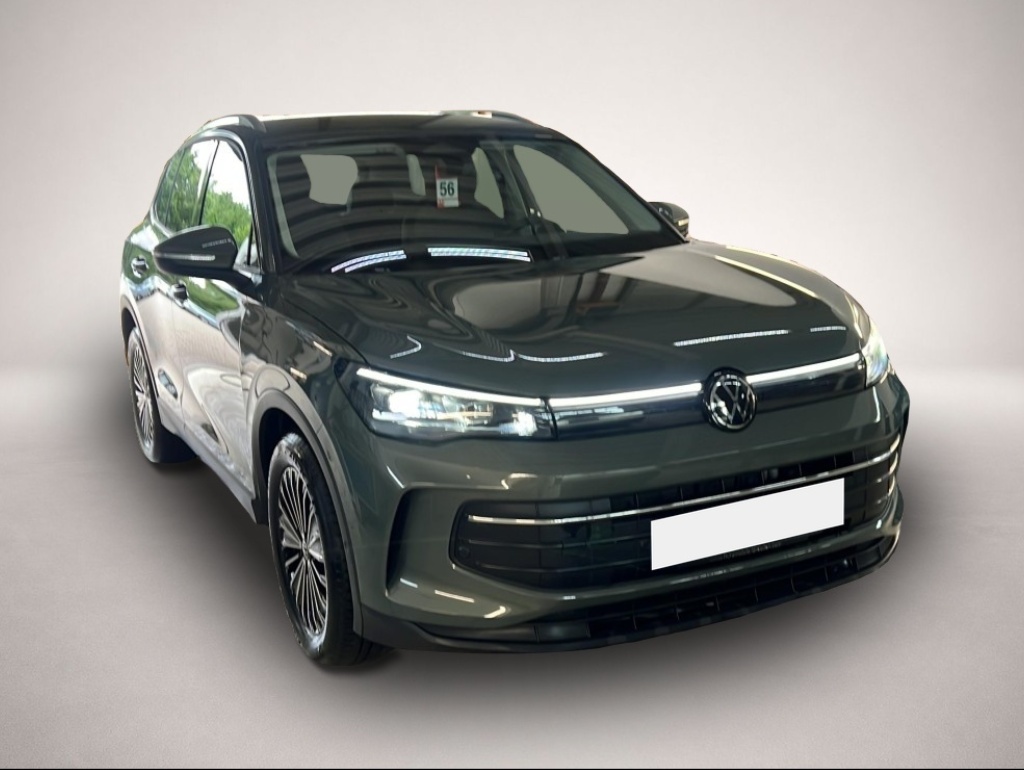 Volkswagen Tiguan (10/2024, Benzin)