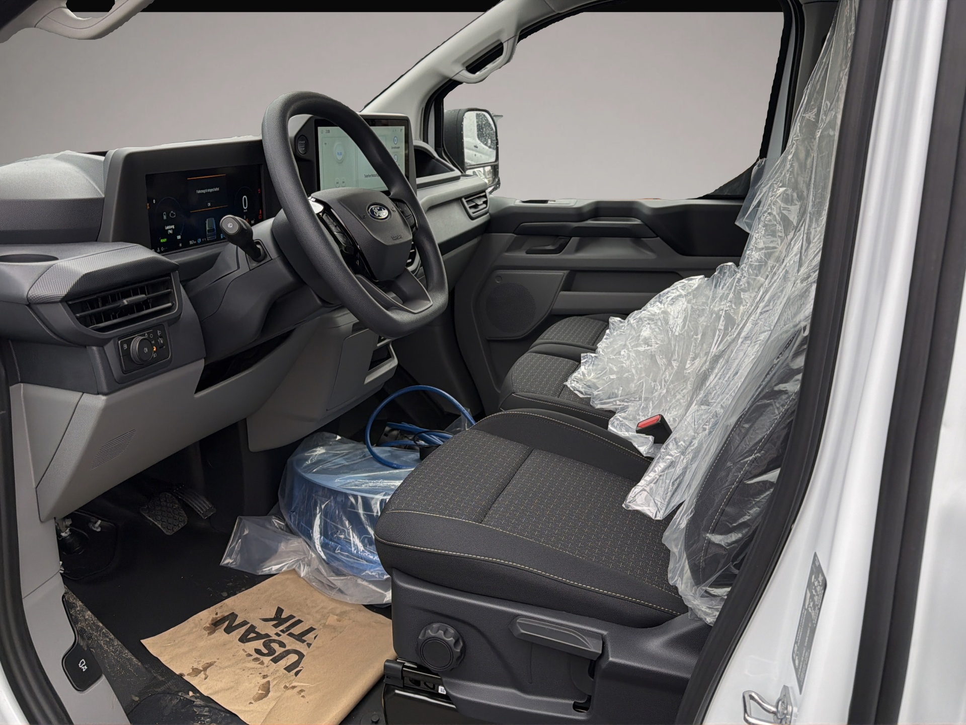 Ford Other (12/2025, Hybrid (Benzin/Elektro))