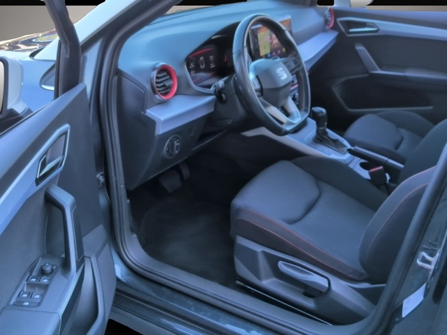 Seat Arona (12/2023, Benzin)