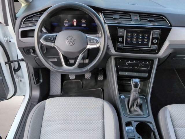 Volkswagen Touran (01/2023, Diesel)