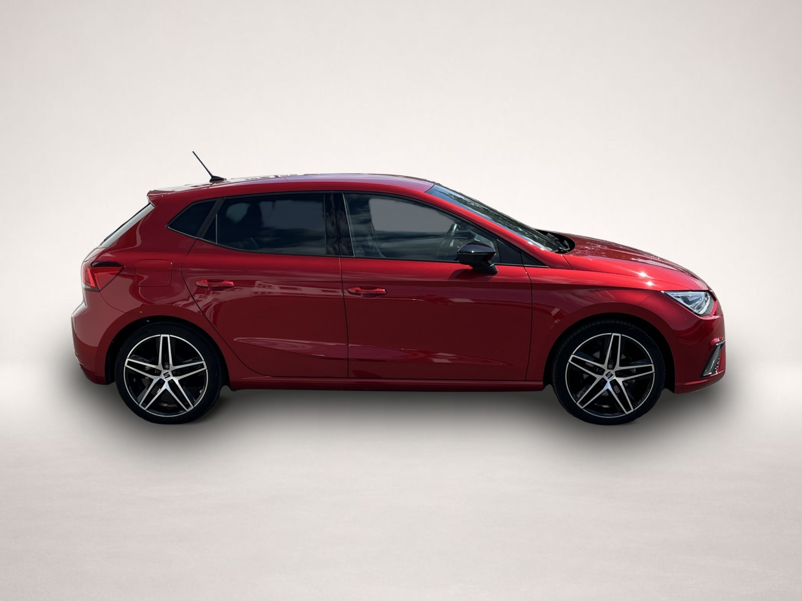 Seat Ibiza (04/2023, Benzin)