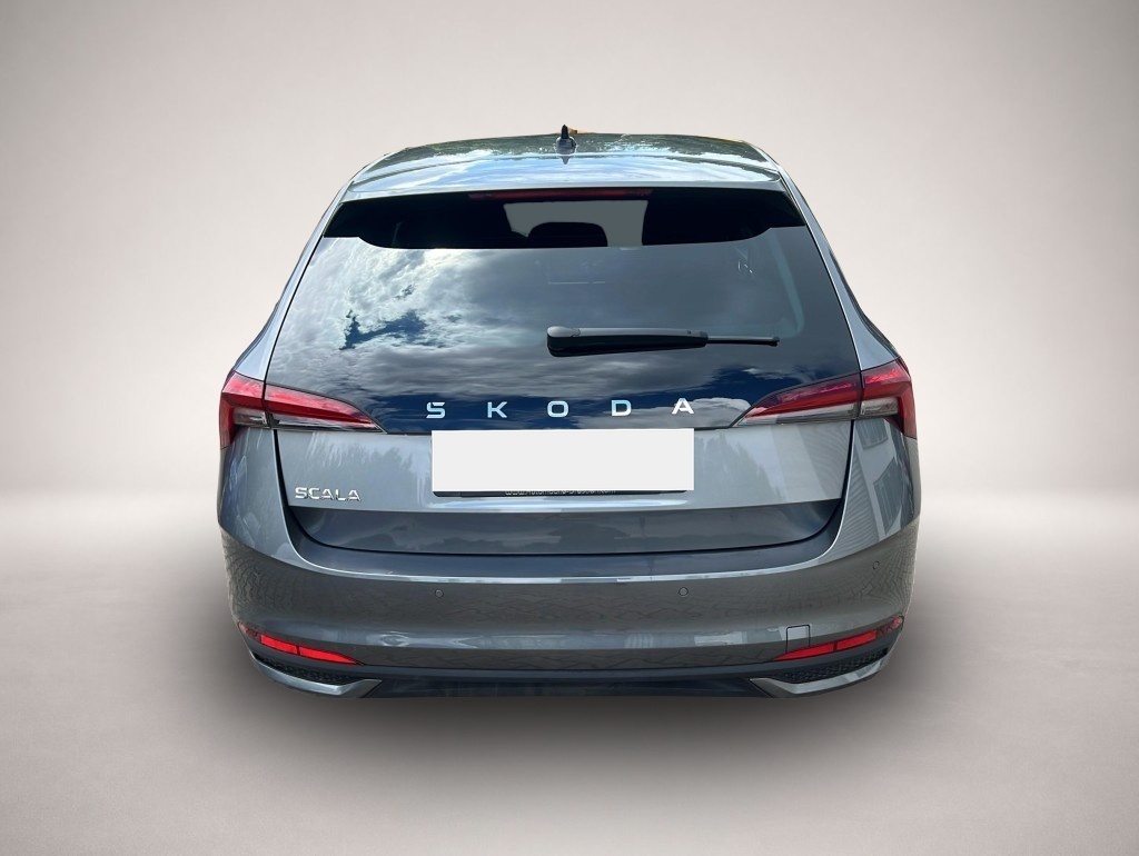 Skoda Scala (07/2025, Benzin)