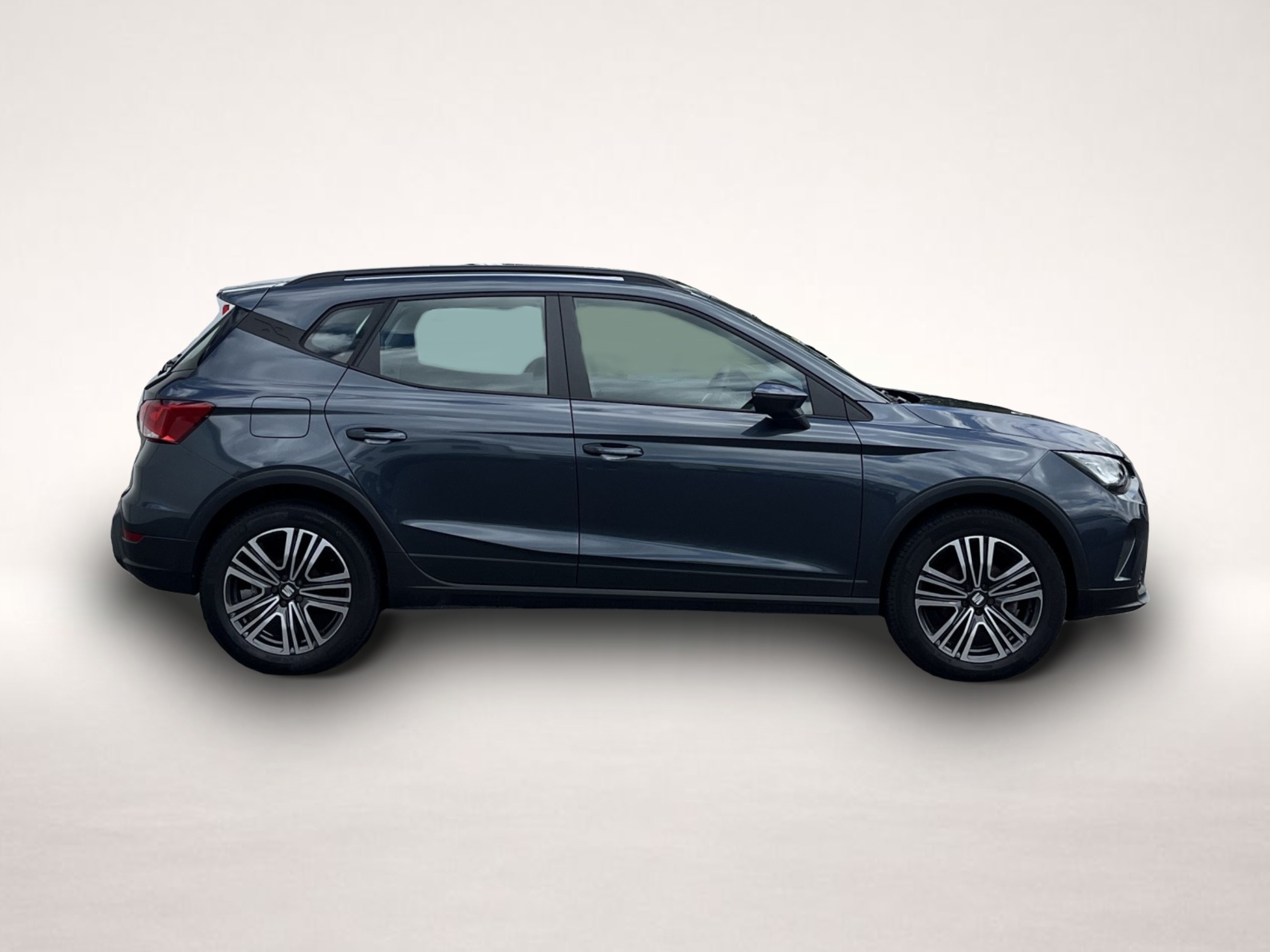 Seat Arona (04/2024, Benzin)