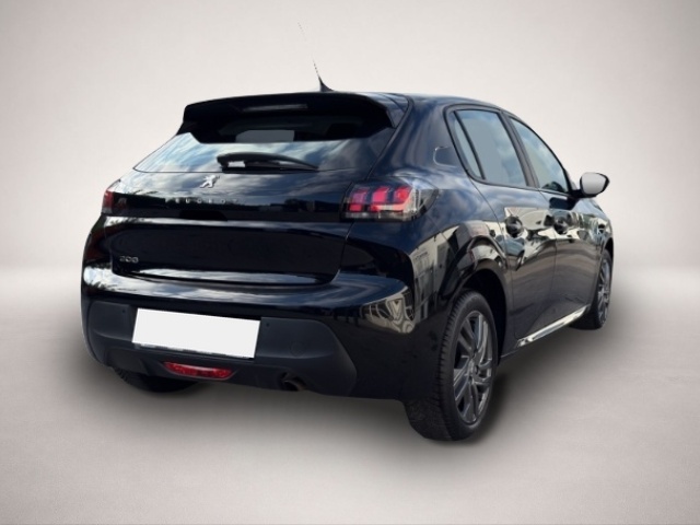 Peugeot 208 (02/2022, Benzin)