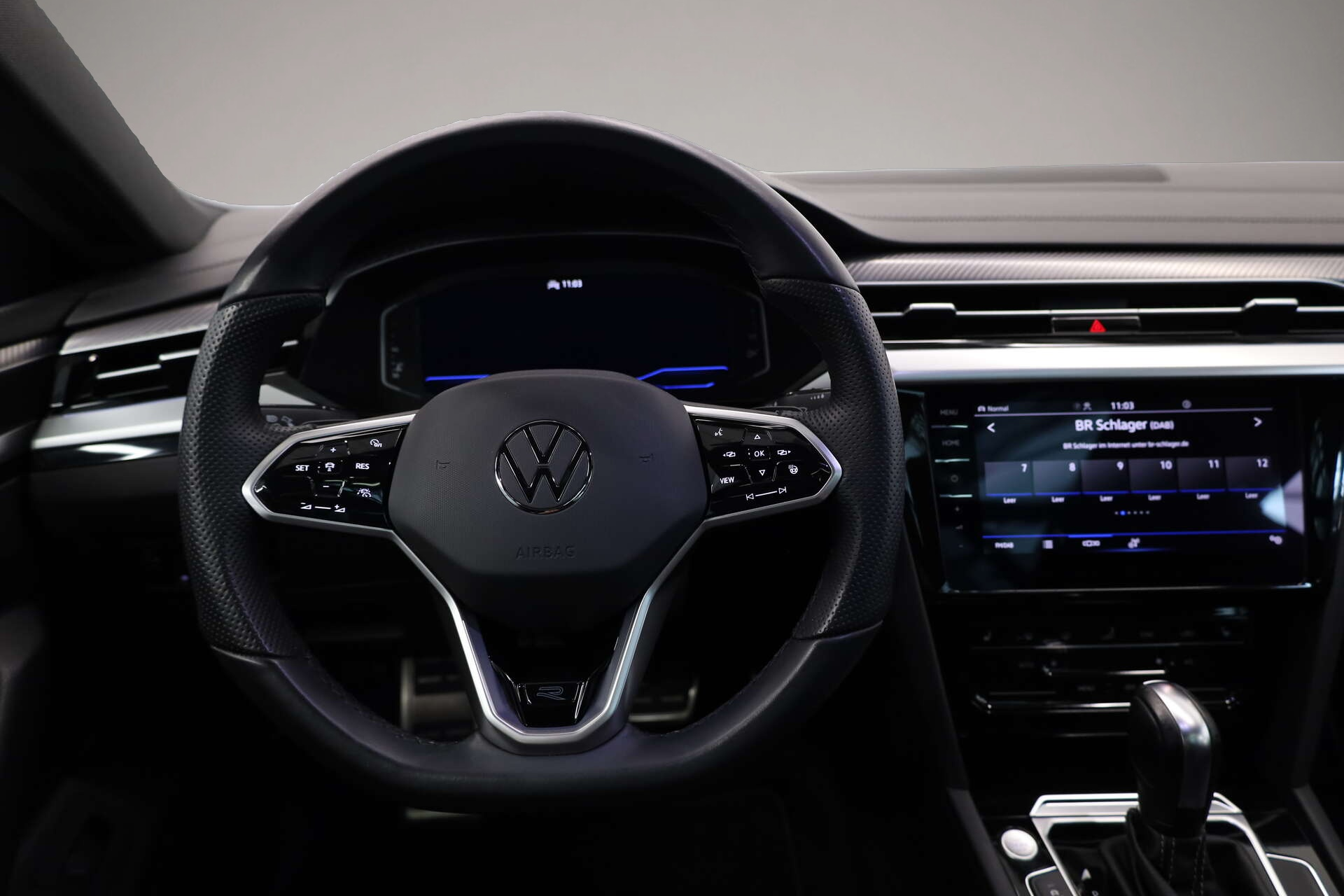 Volkswagen Arteon (06/2023, Benzin)