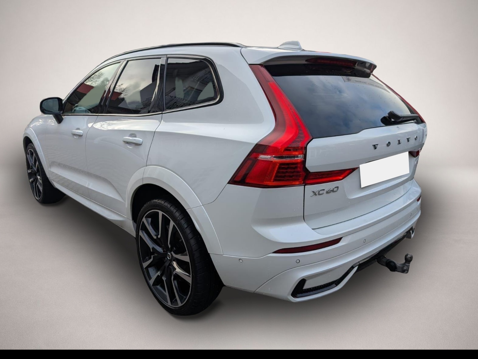 Volvo XC60 (10/2023, Benzin)