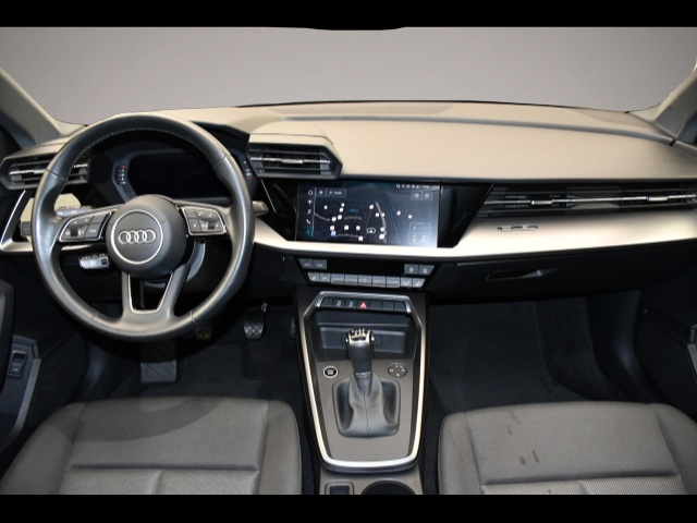 Audi A3 (04/2023, )