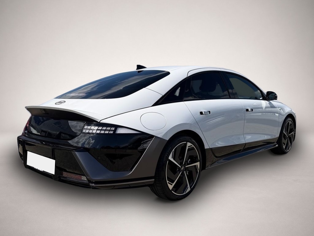 Hyundai IONIQ 6, image 3 of 5