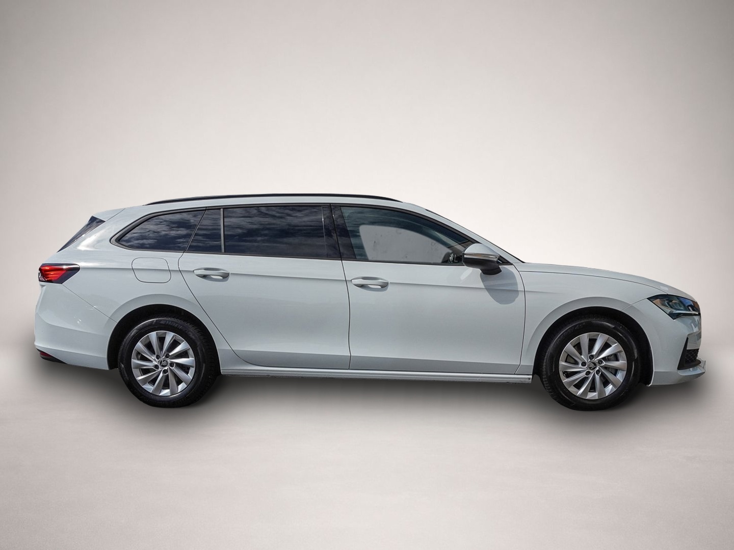 Skoda Superb (09/2025, Diesel)