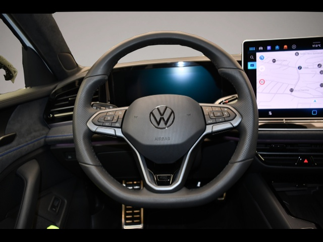 Volkswagen Passat Variant (08/2025, )
