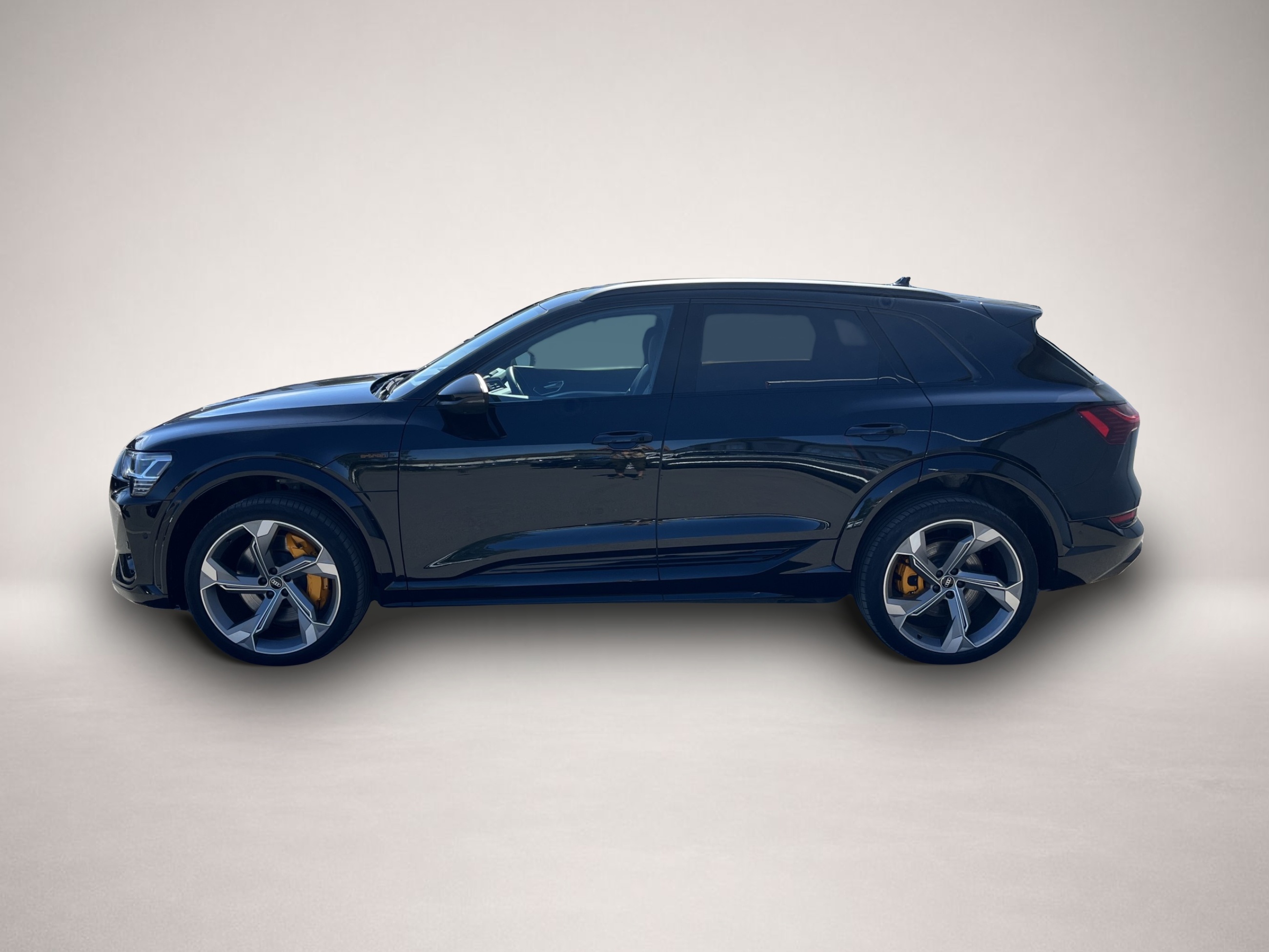 Audi e-tron (12/2022, ELECTRIC)