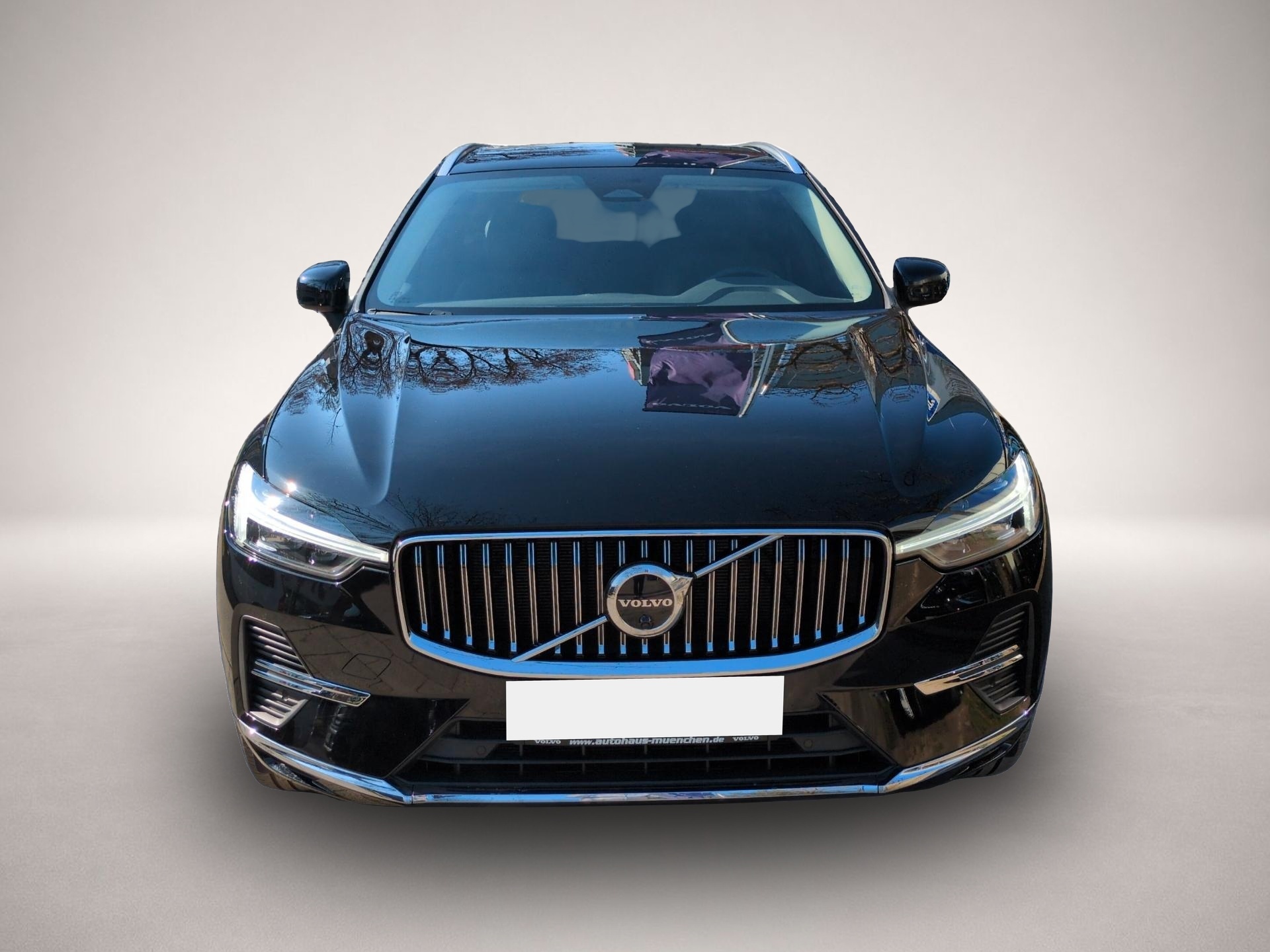 Volvo XC60 (02/2023, Benzin)