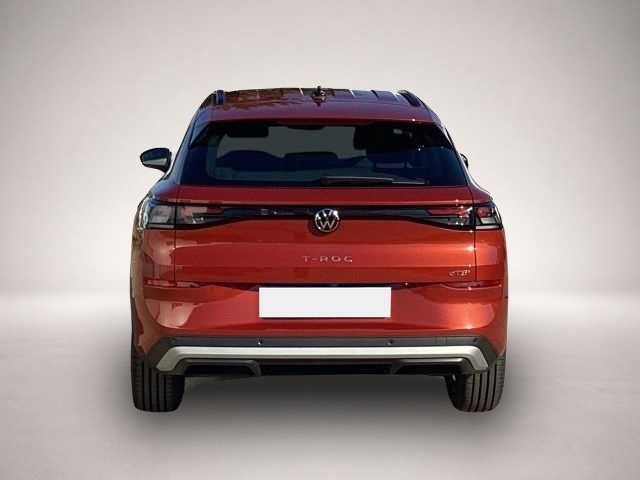 Volkswagen T-Roc (06/2026, Benzin)
