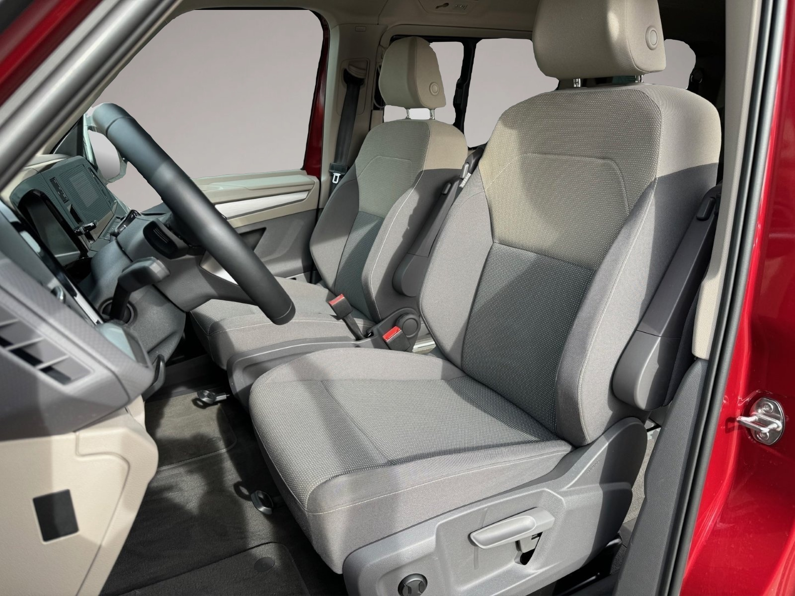 Volkswagen T7 Multivan (06/2023, Benzin)