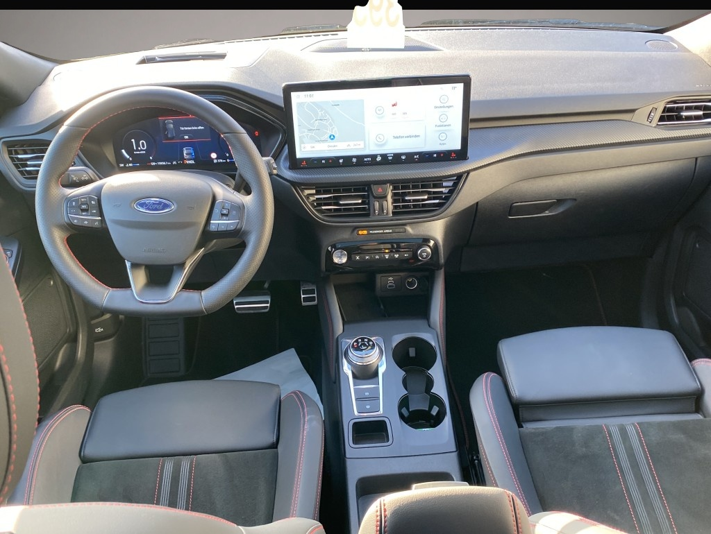 Ford Kuga (06/2025, Benzin)