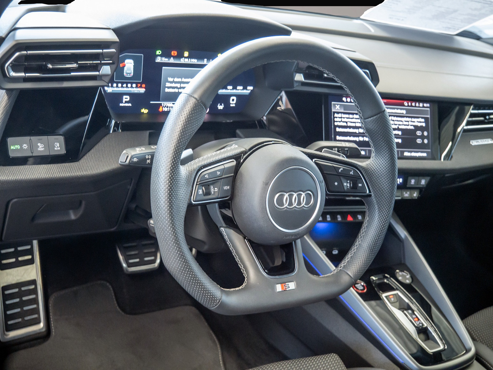 Audi S3 (05/2025, Benzin)