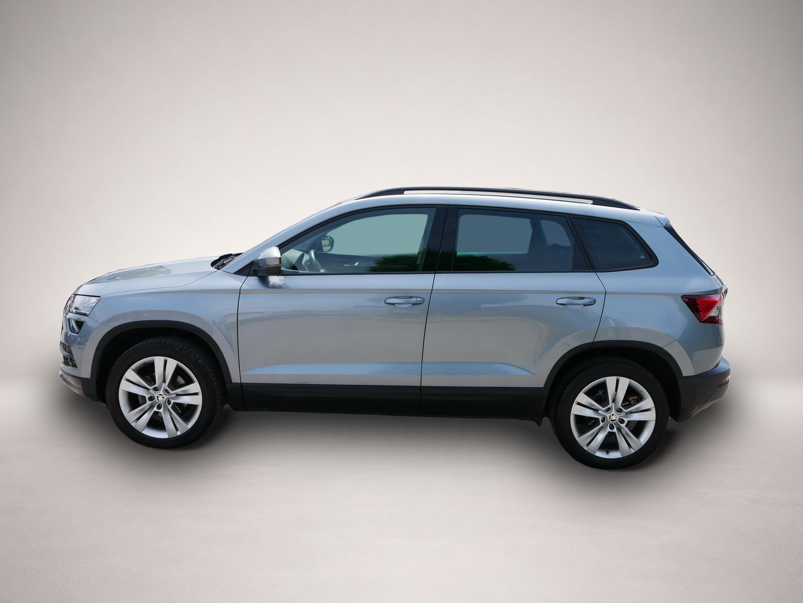 Skoda Karoq (10/2019, Benzin)