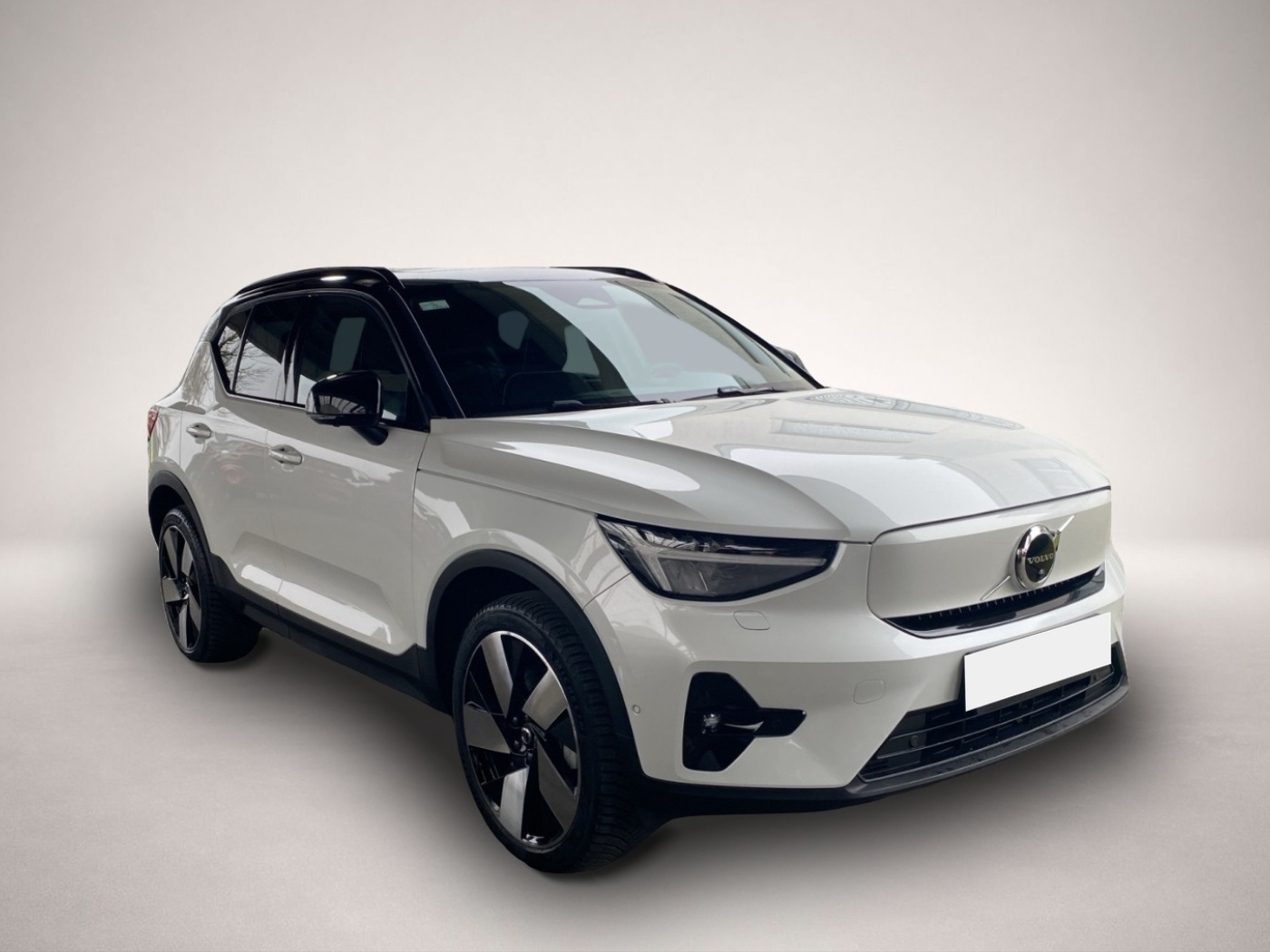 Volvo XC40 (12/2022, ELECTRIC)