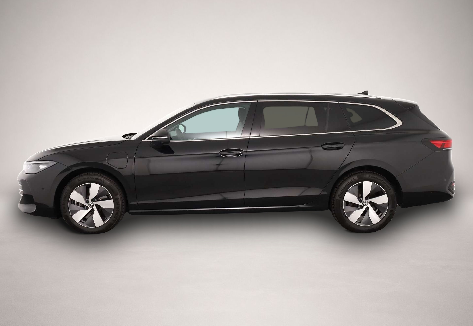 Volkswagen Passat (09/2025, Hybrid (Benzin/Elektro))