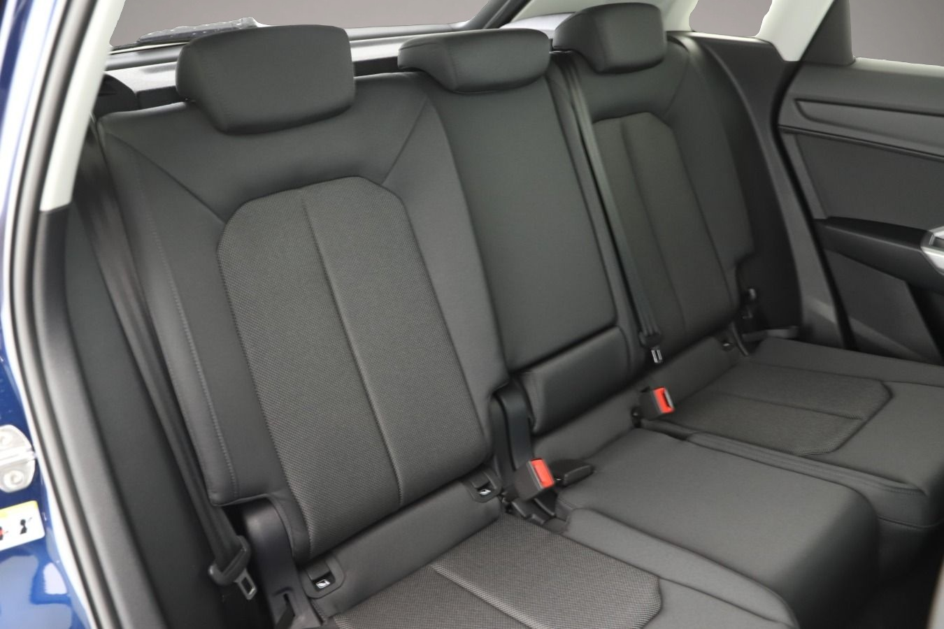 Audi Q3 (09/2025, Benzin)