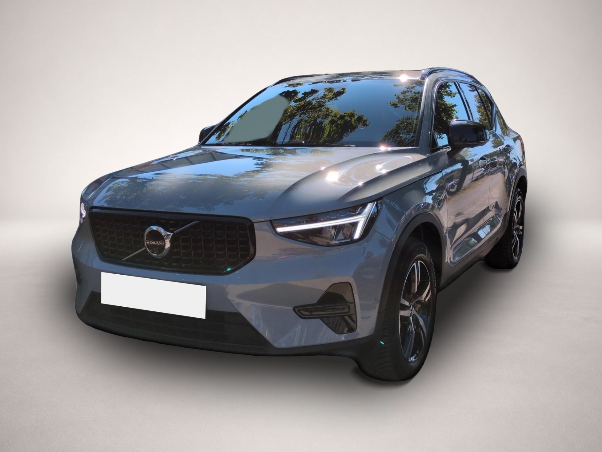 Volvo XC40 (04/2024, Benzin)