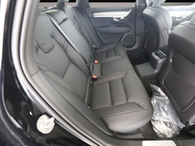 Volvo V90 (02/2025, Hybrid (Benzin/Elektro))