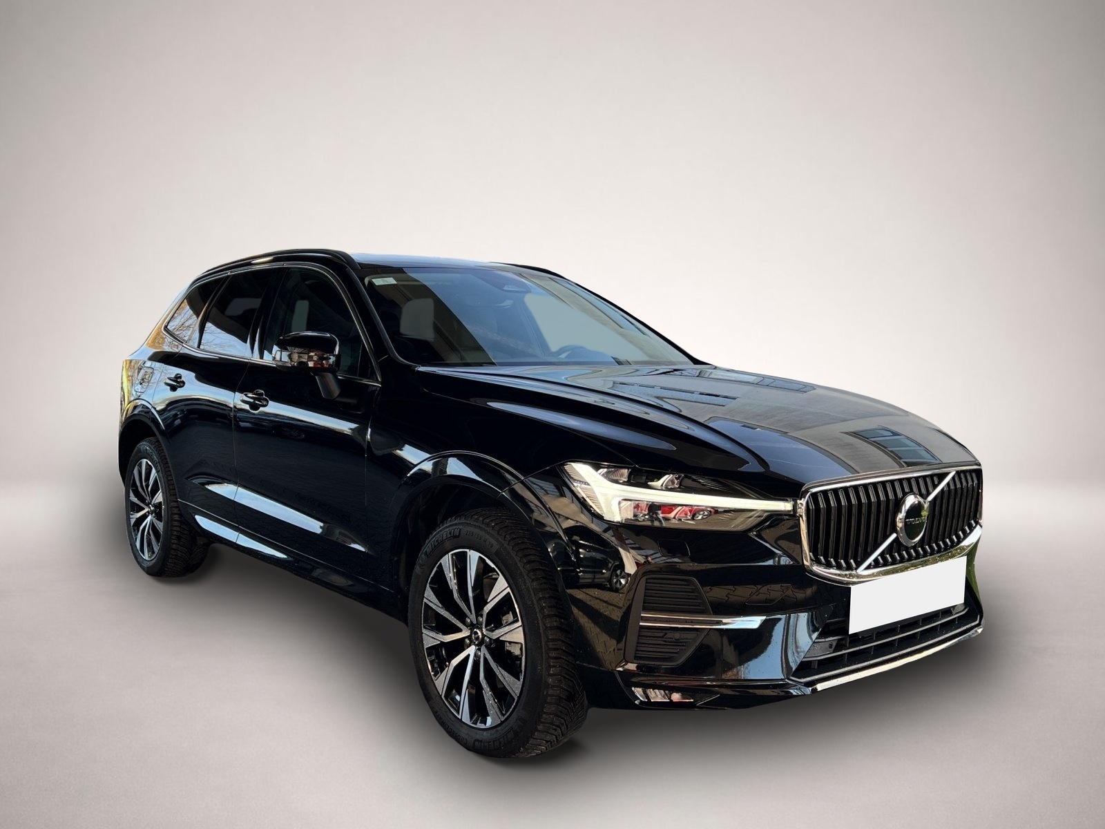 Volvo XC60 (06/2024, Benzin)