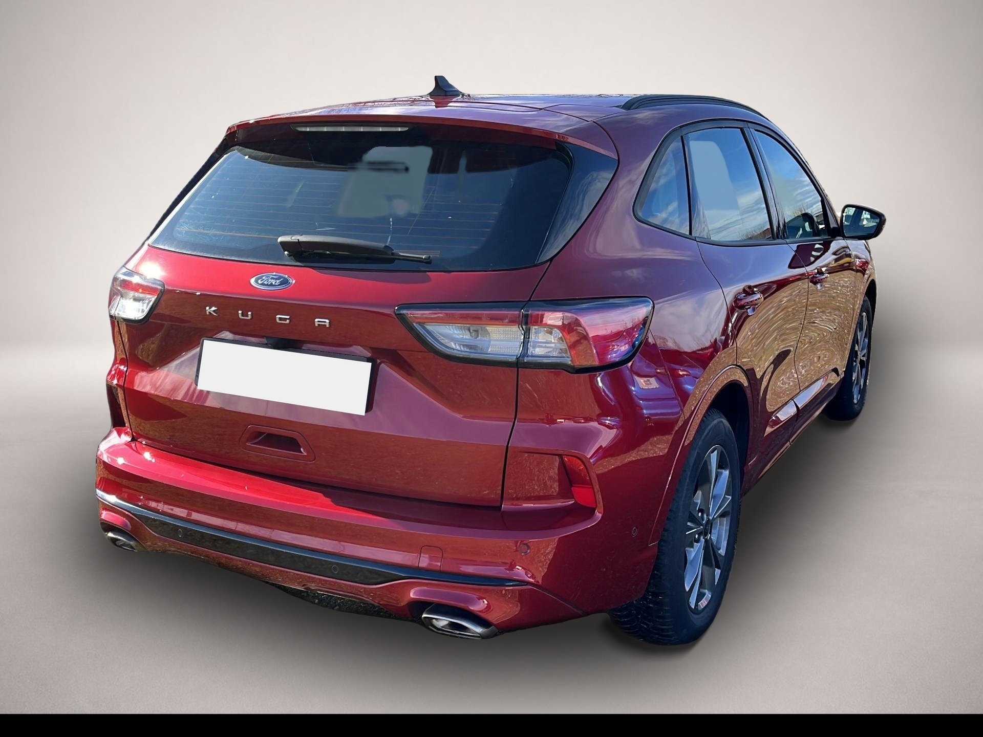 Ford Kuga (10/2023, Benzin)