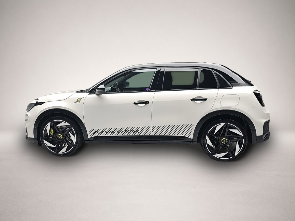 Abarth 600e, image 4 of 4