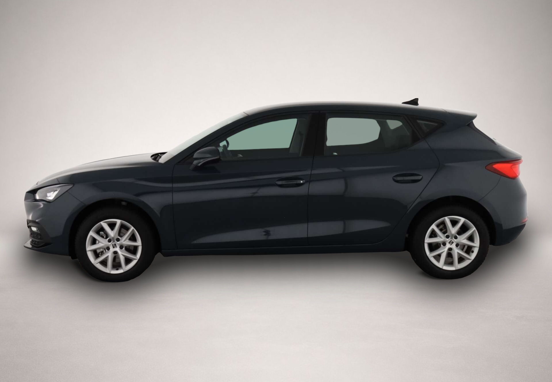 Seat Leon (01/2026, Benzin)