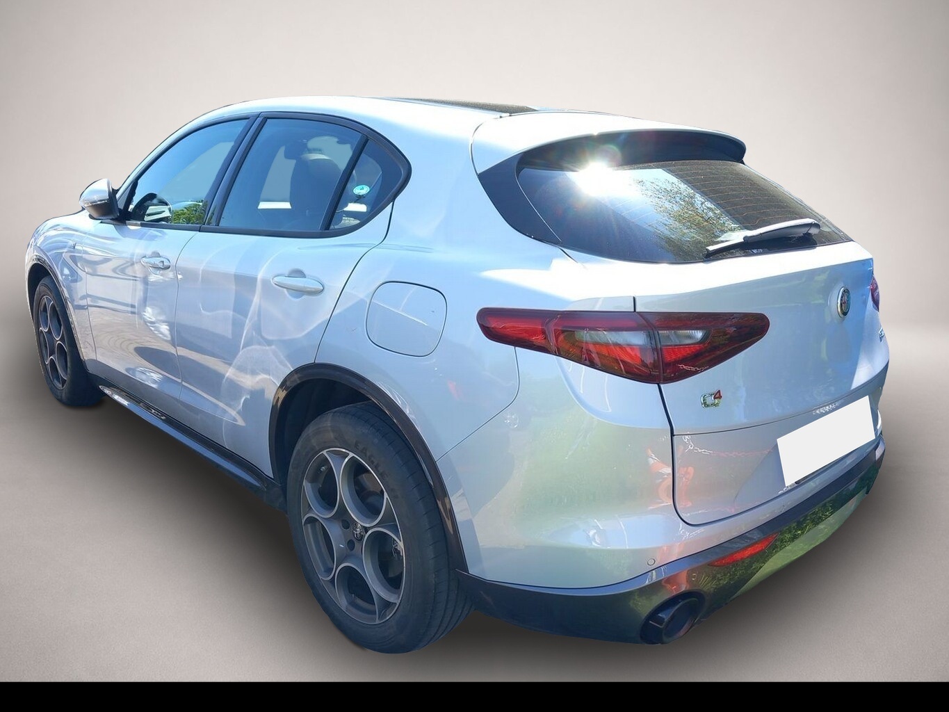 Alfa-Romeo Stelvio (11/2022, Benzin)