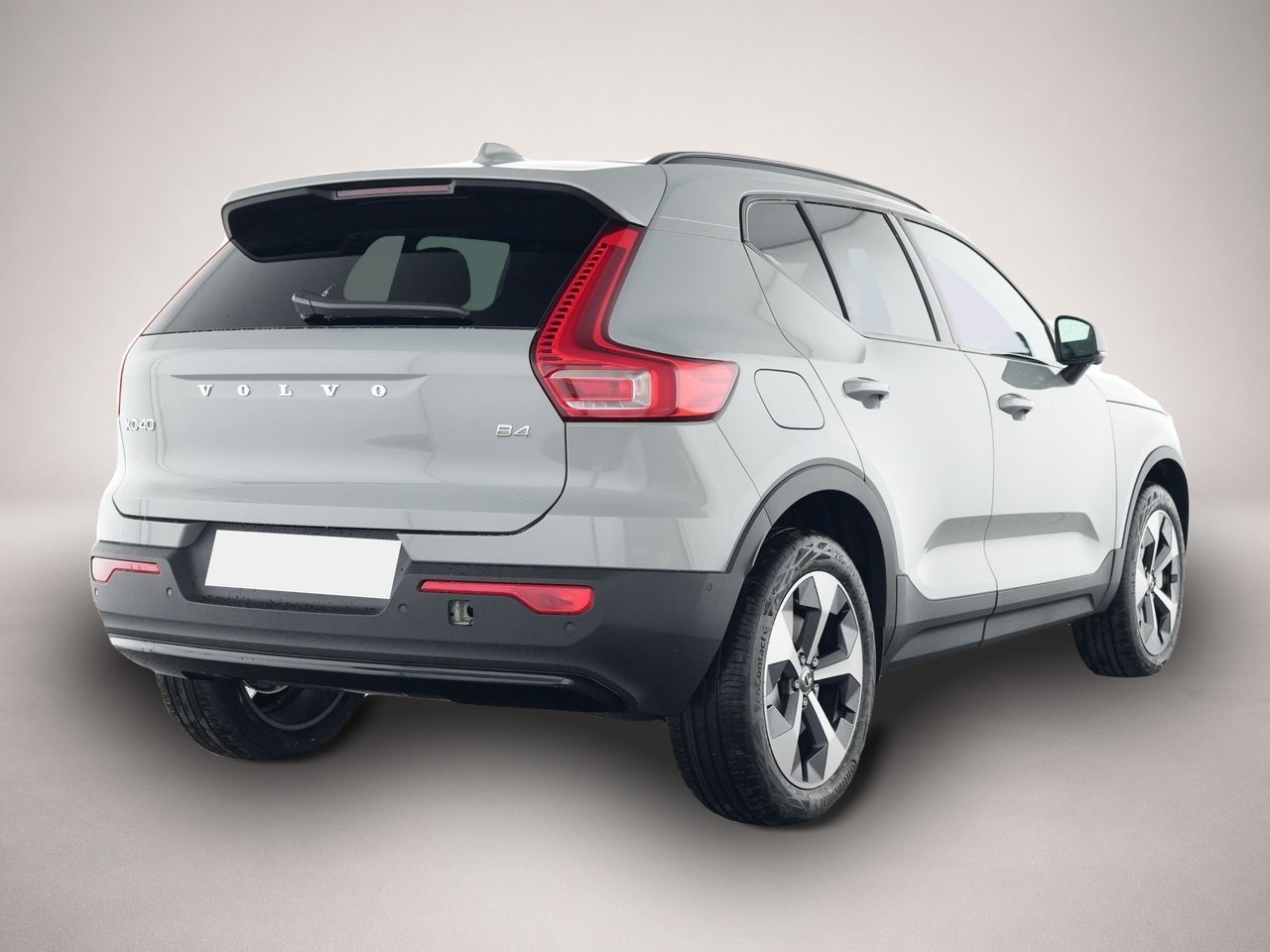 Volvo XC40 (07/2025, Benzin)